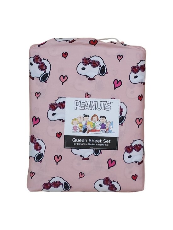 Peanuts Other - Peanuts Snoopy Queen Sheet Set By Berkshire Hearts Valentines Glasses Pink